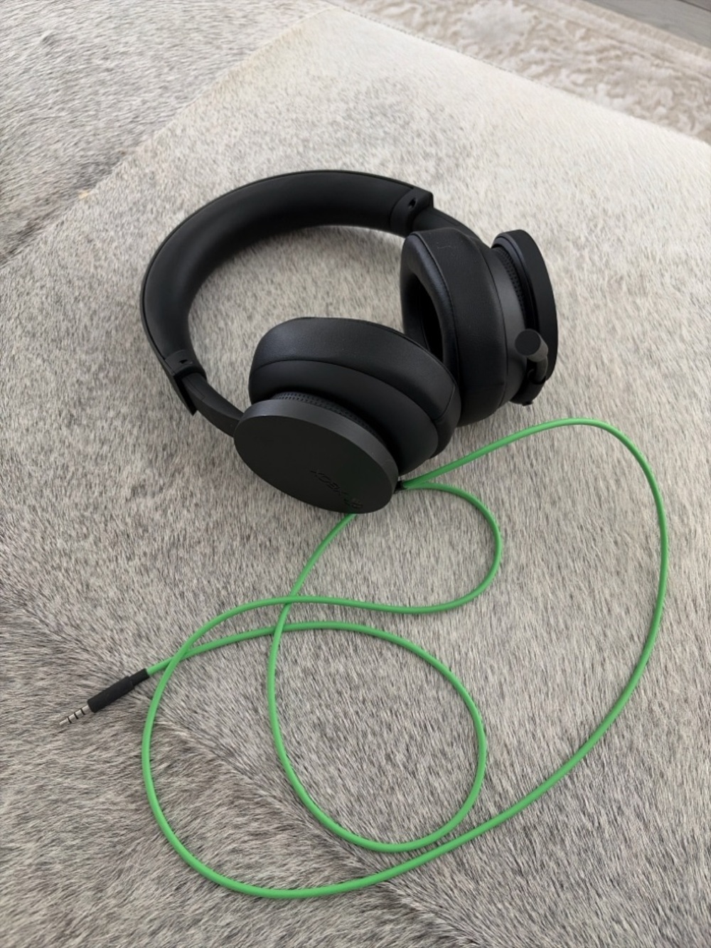 Xbox Series X/S Gaming Headset – Like New 🎮